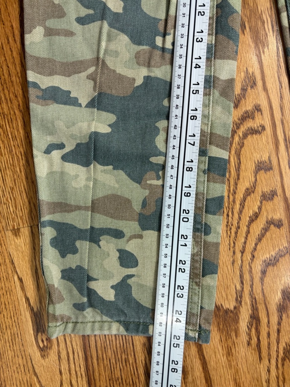 Free People We The Free Camo Crop Straight-Leg Utility Pants sz 24 - Picture 10 of 11